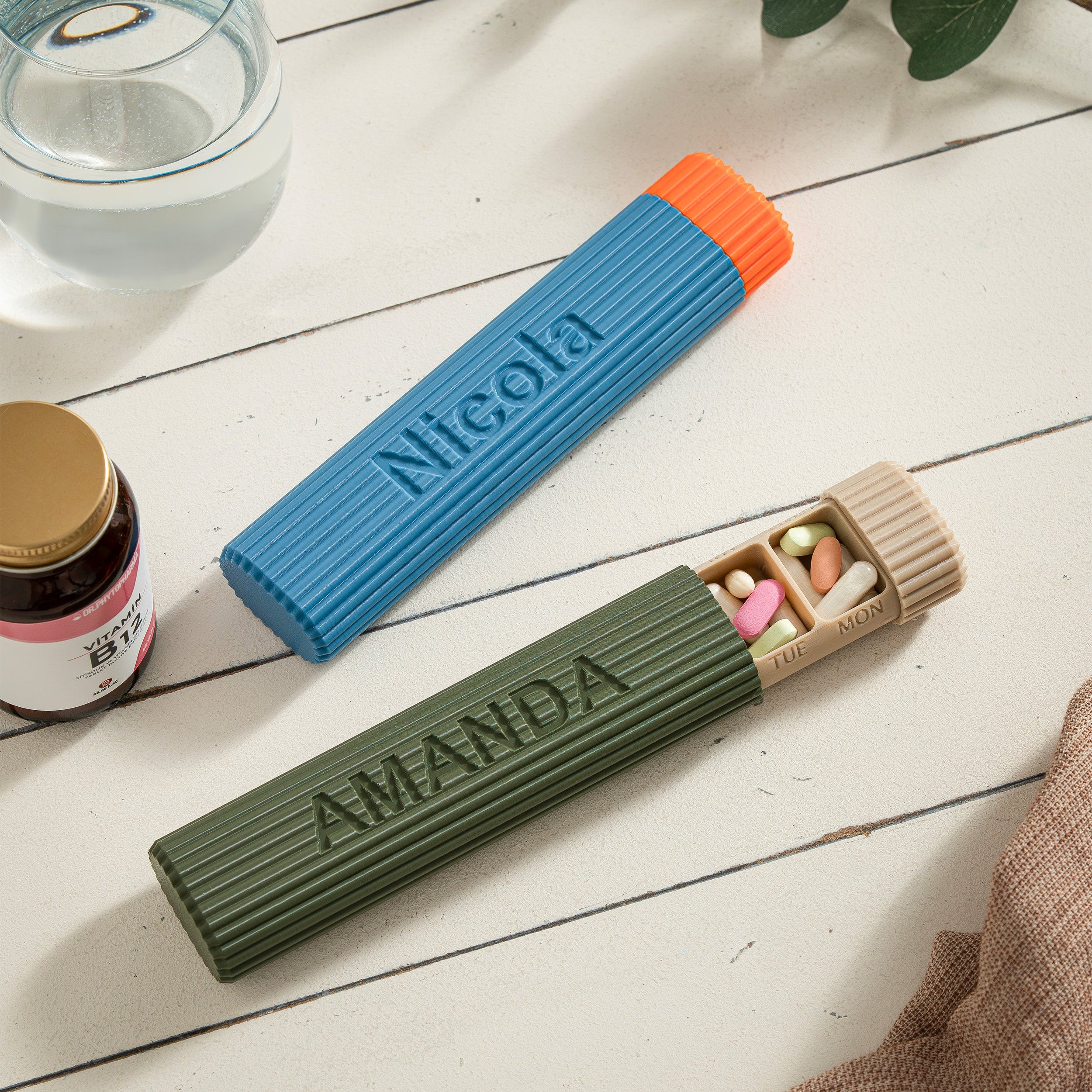 Personalized Travel Pill Organizer – Slim 7-Day Case